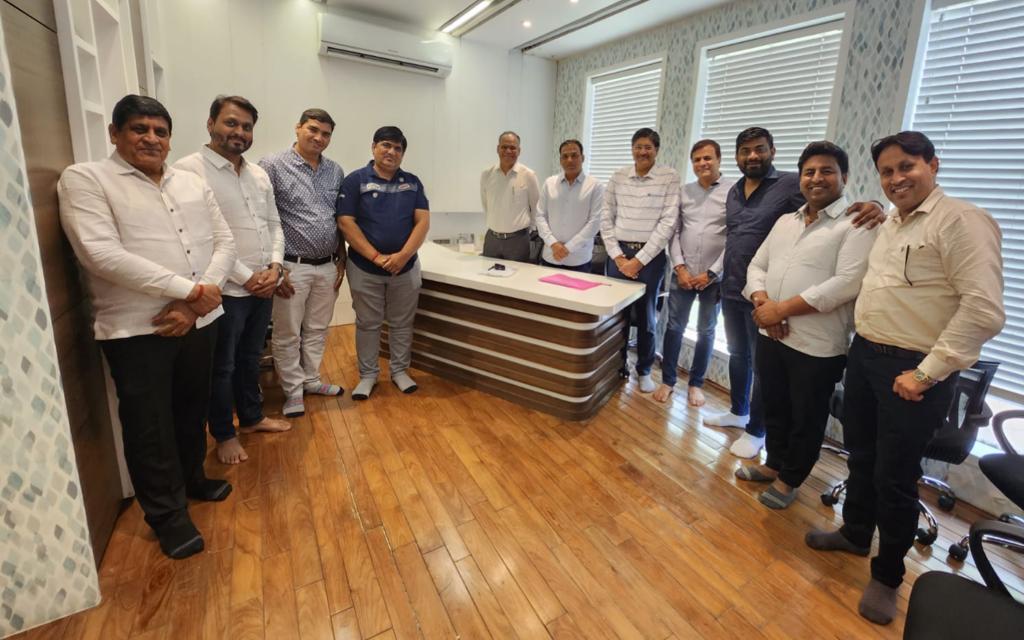 चातुर्मास व्यवस्था समिति के दायित्व हस्तांतरण के प्रभारियों की मीटिंग संपन्न