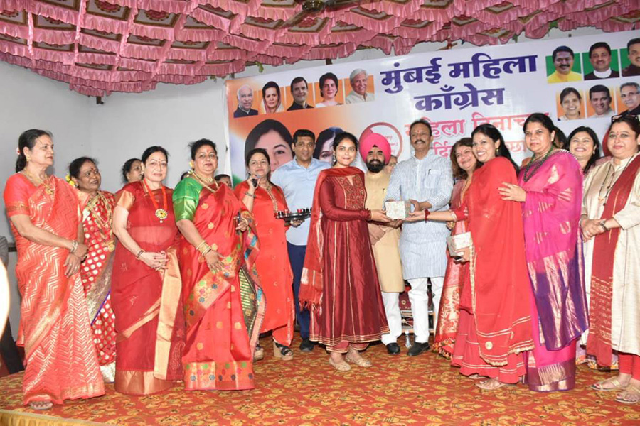 महिलाओं को ‘चूल्हा और बच्चा’ इस के आगे कुछ सोचने न दिया जाए, ऐसी मानसिकता रखने वाले लोग आज केंद्र में सत्ता में बैठे है, उन्हें उखाड़ फेंक महिलाओं को सन्मान दिलाने का काम हमें करना है-भाई जगताप